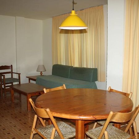 Apartamentos Pessets Adelaida Sort Exteriér fotografie
