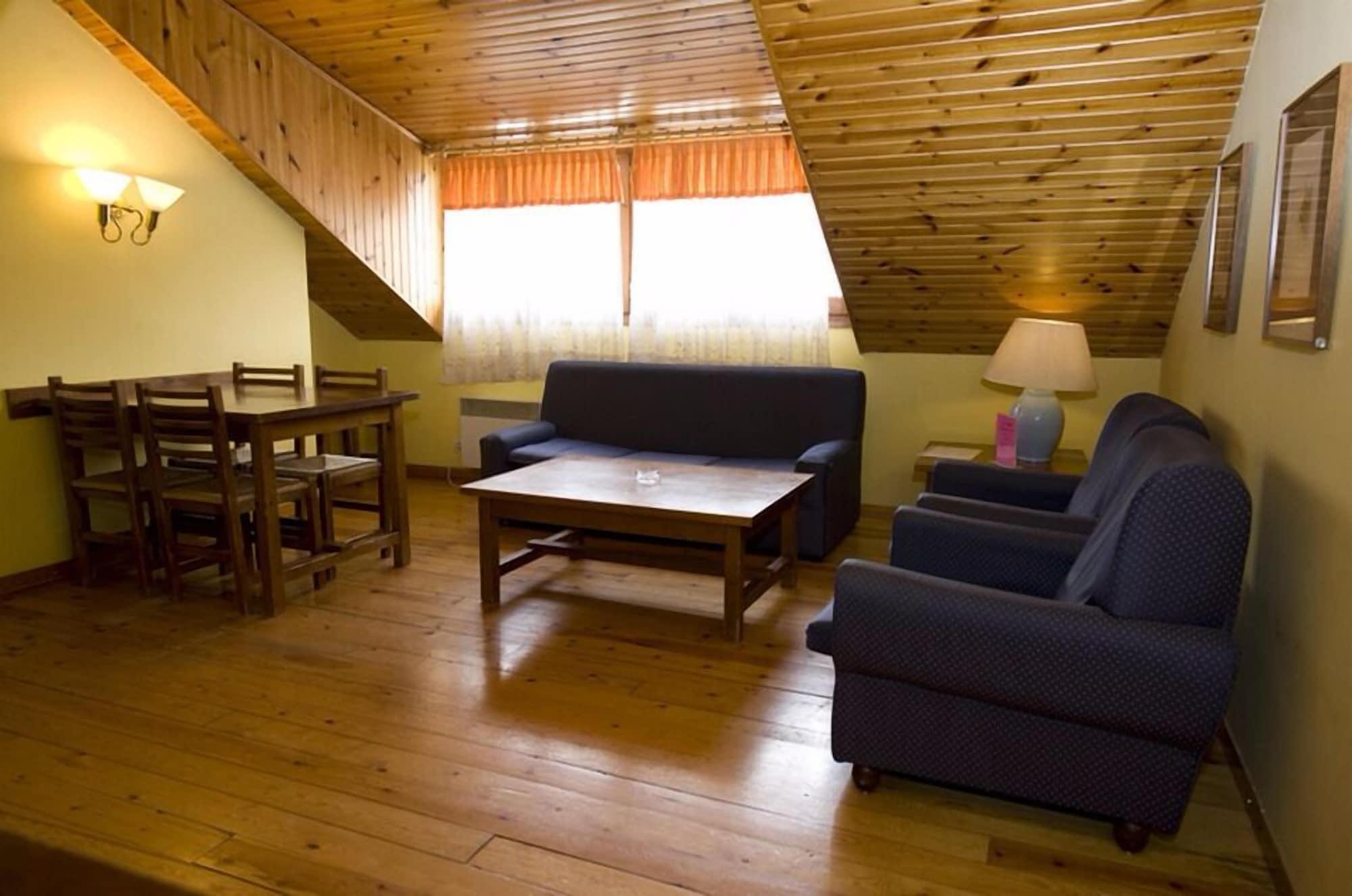 Apartamentos Pessets Adelaida Sort Exteriér fotografie