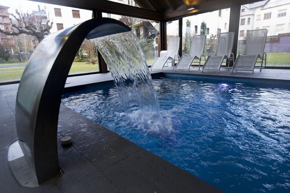 Apartamentos Pessets Adelaida Sort Exteriér fotografie