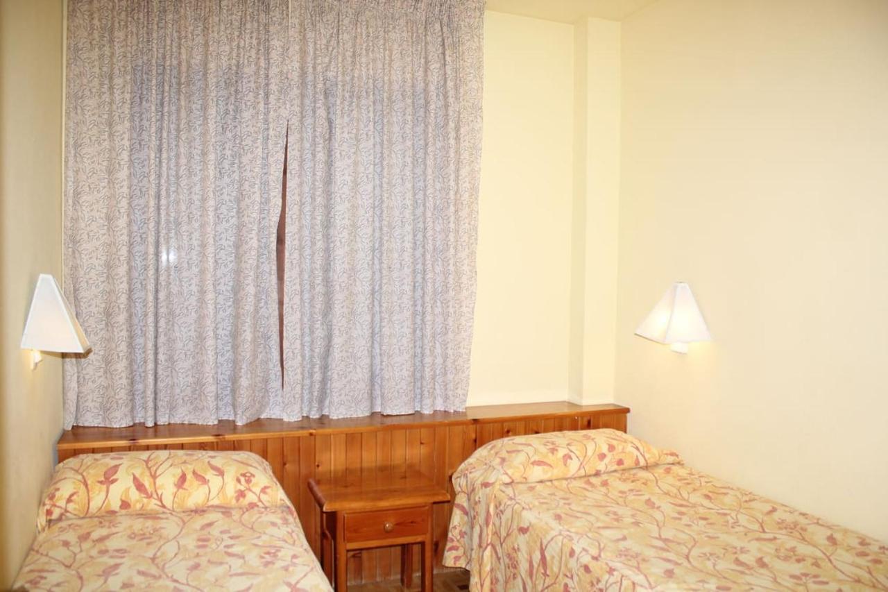 Apartamentos Pessets Adelaida Sort Exteriér fotografie