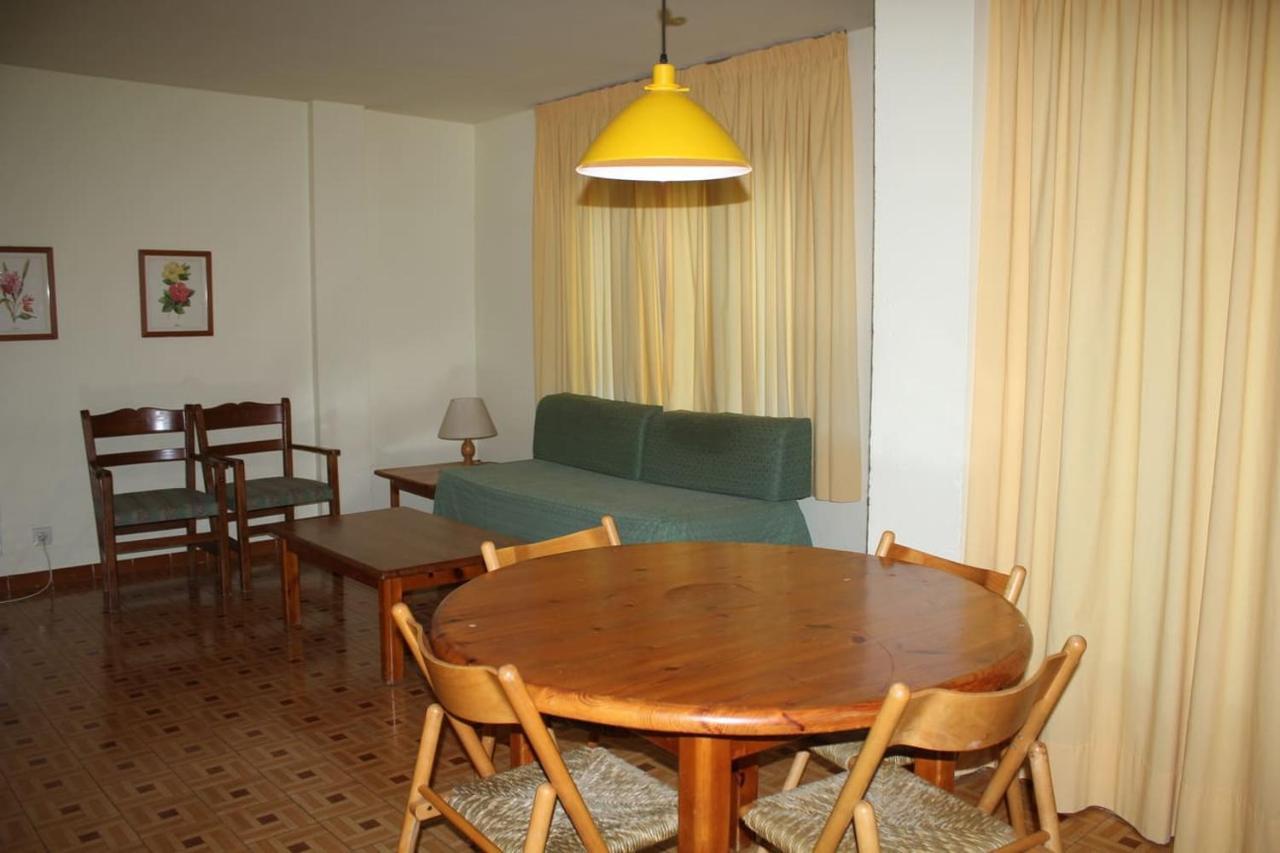 Apartamentos Pessets Adelaida Sort Exteriér fotografie